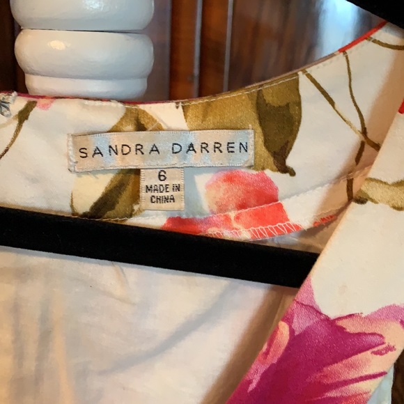 $4.99 shipping…Sleeveless Spring dress by Sandra Darren with side pockets - Picture 4 of 10